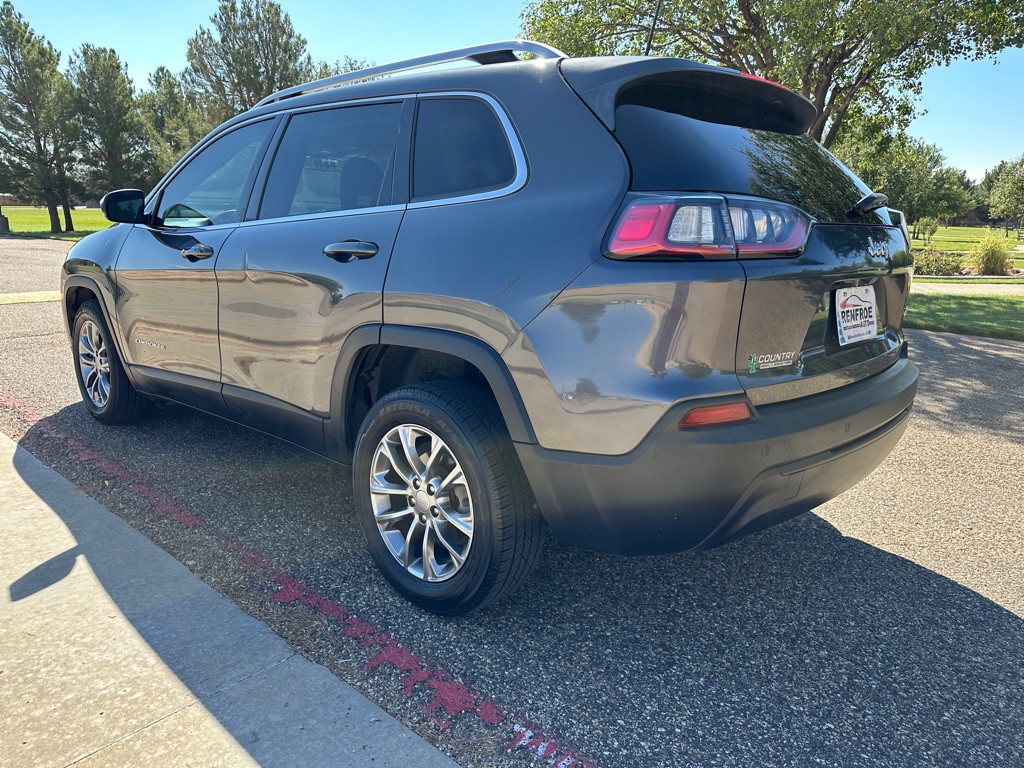 2019 Jeep Cherokee Image 8