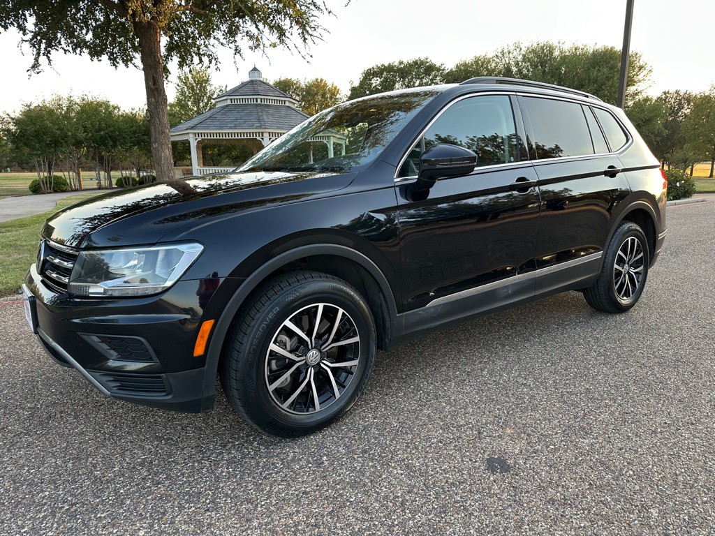2021 Volkswagen Tiguan Image 1