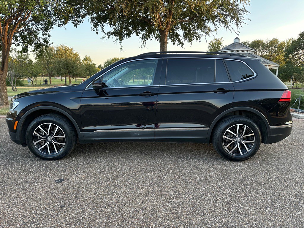 2021 Volkswagen Tiguan Image 3