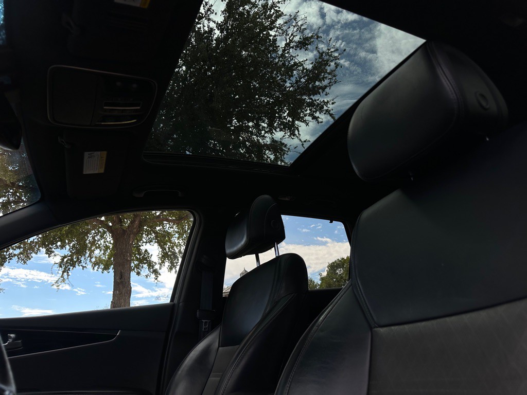 2017 Kia Sorento Image 18