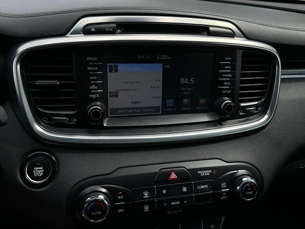 2017 Kia Sorento Image 21