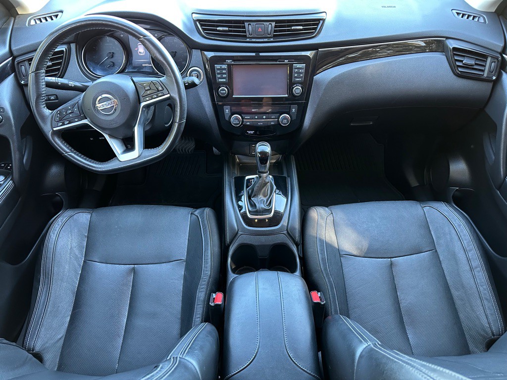 2018 Nissan Rogue Image 4