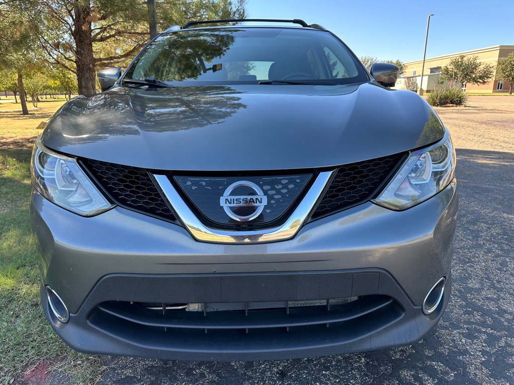 2018 Nissan Rogue Image 9