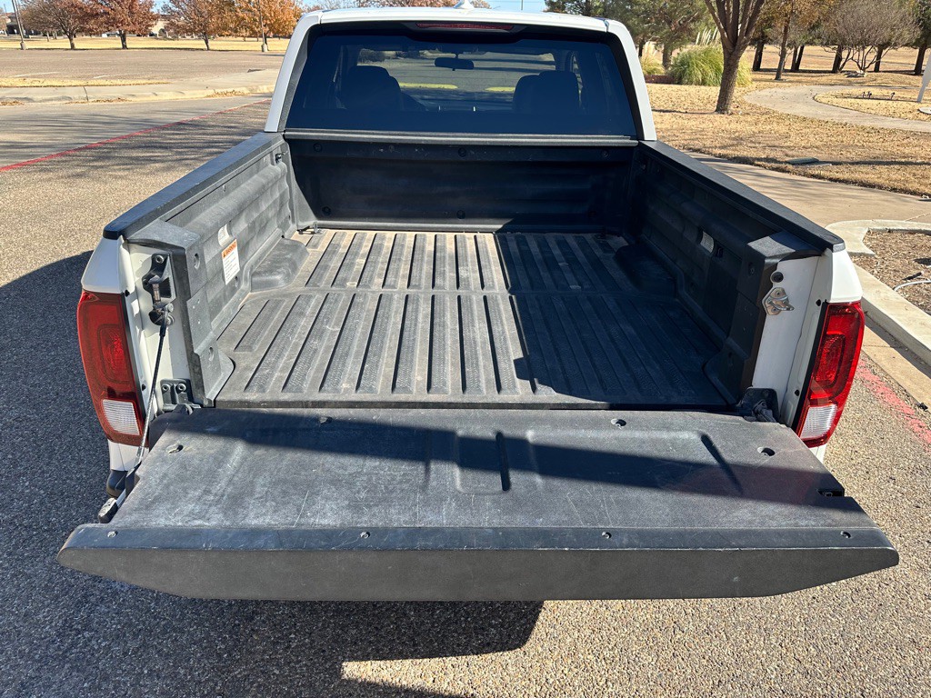 2017 Honda Ridgeline Image 14
