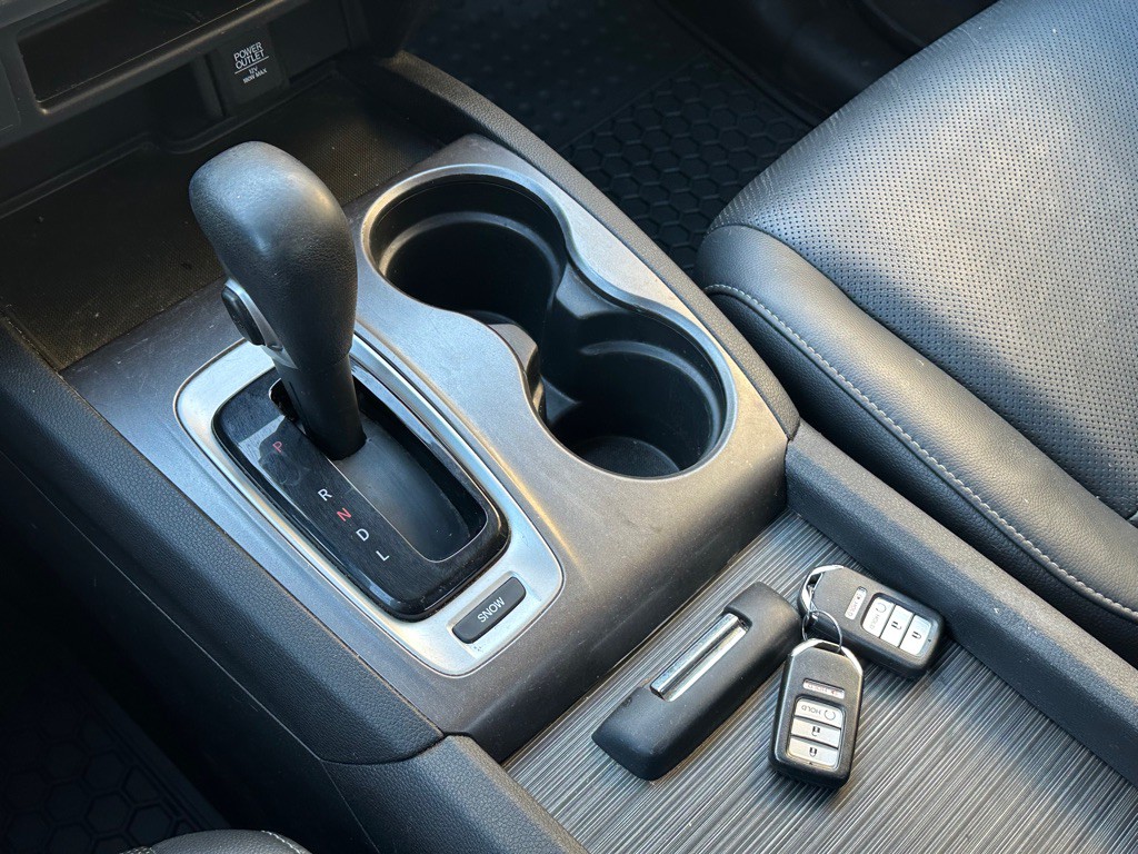 2017 Honda Ridgeline Image 19