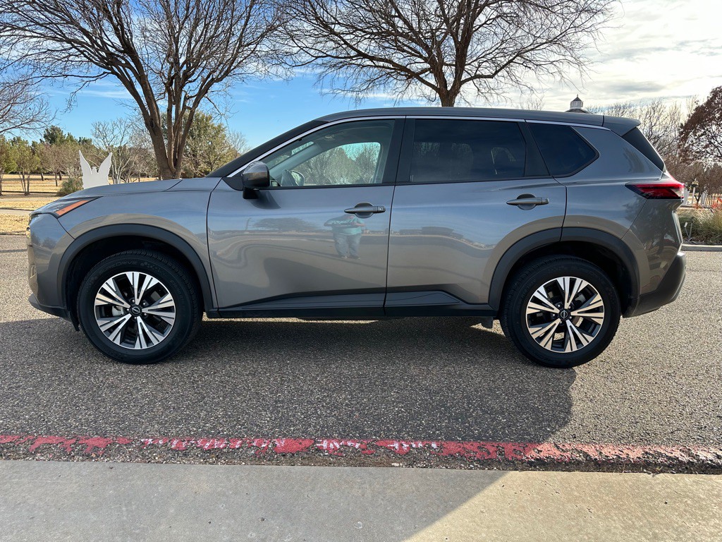 2022 Nissan Rogue Image 3
