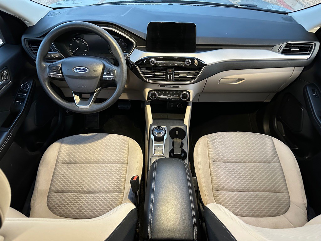 2021 Ford Escape Image 17