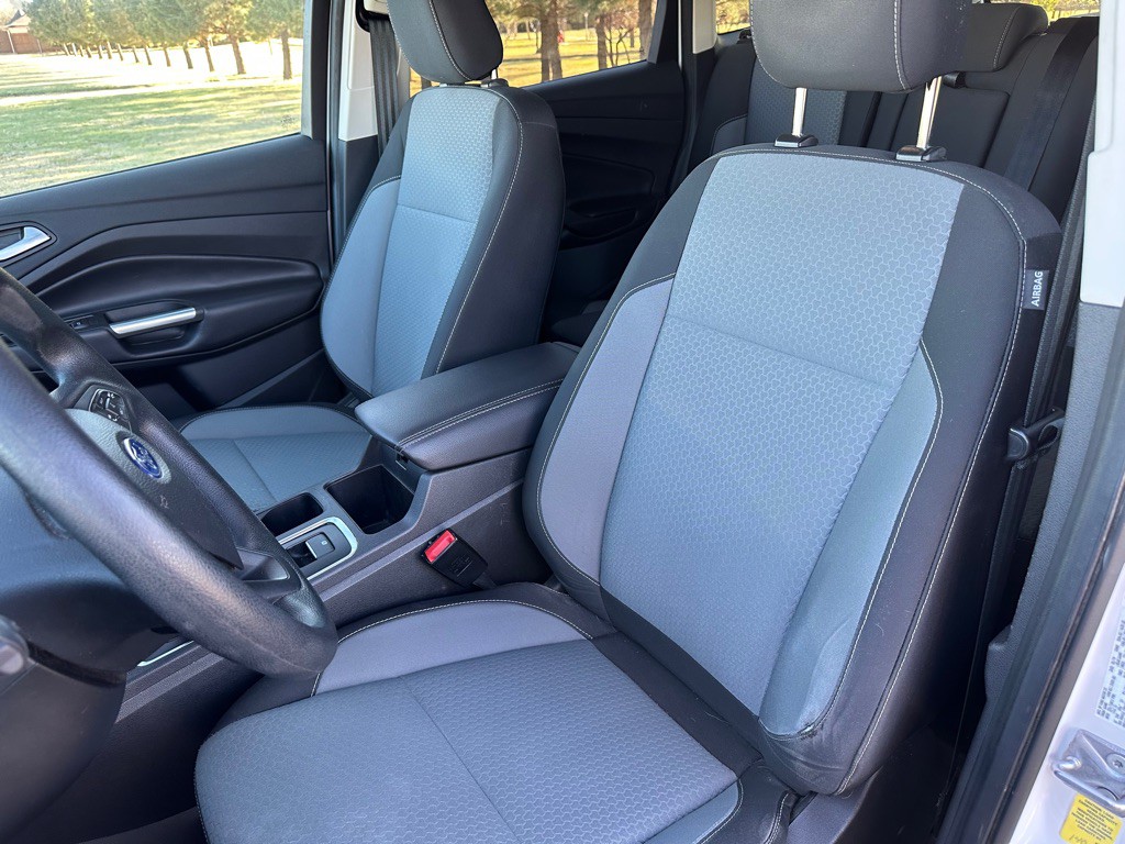 2019 Ford Escape Image 16