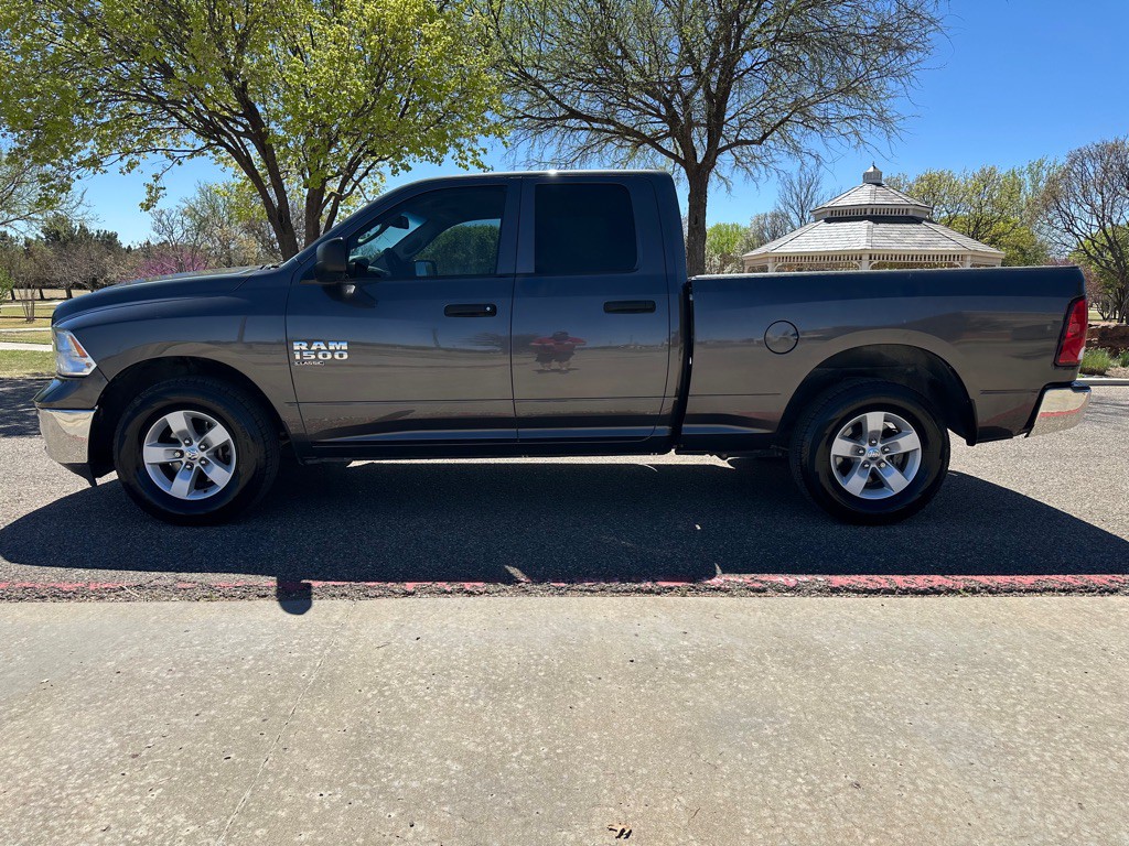 2019 RAM 1500 Image 3
