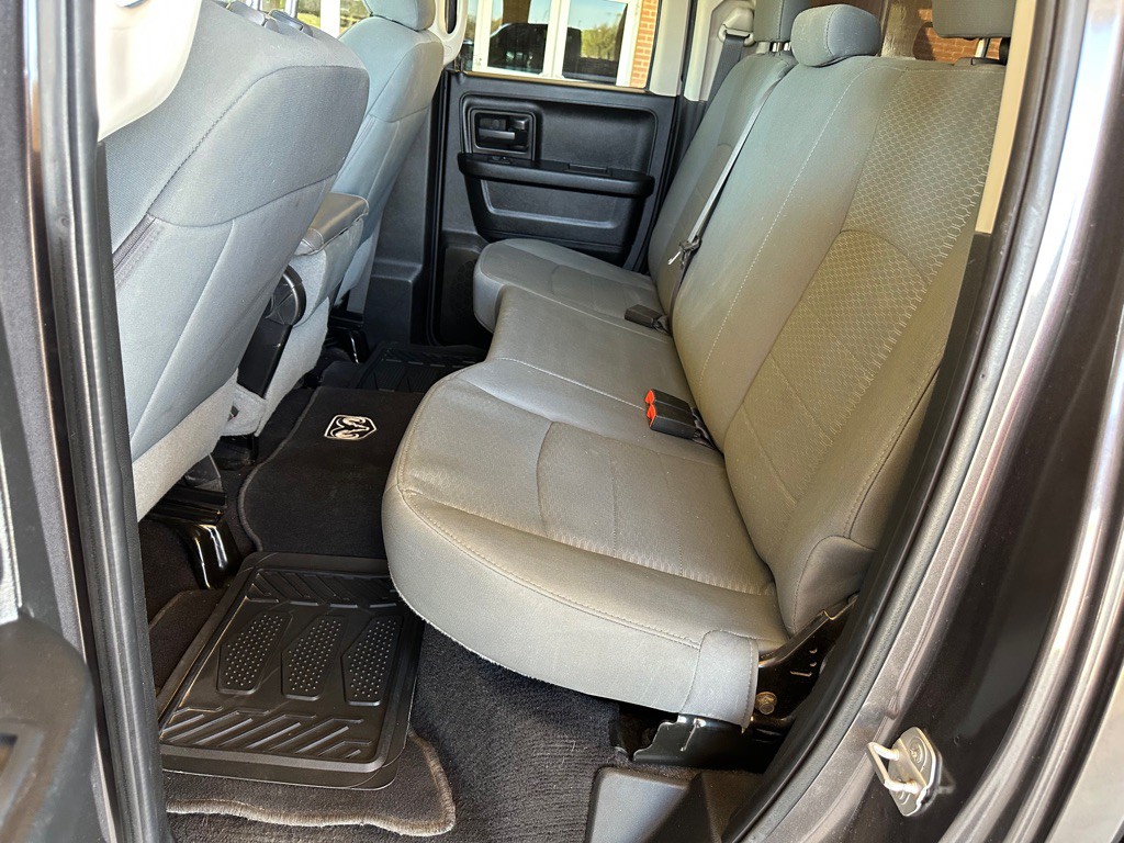 2019 RAM 1500 Image 6