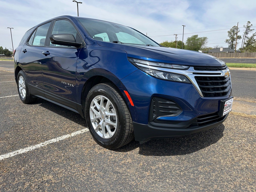 2022 Chevrolet Equinox Image 2