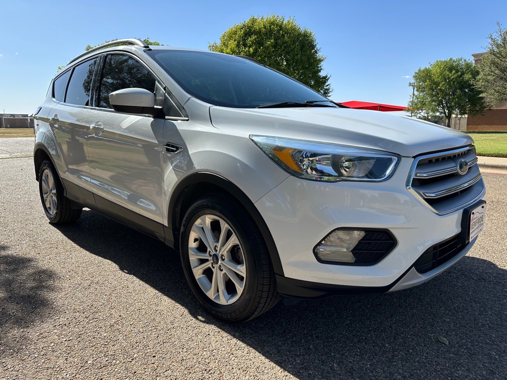 2018 Ford Escape Image 2