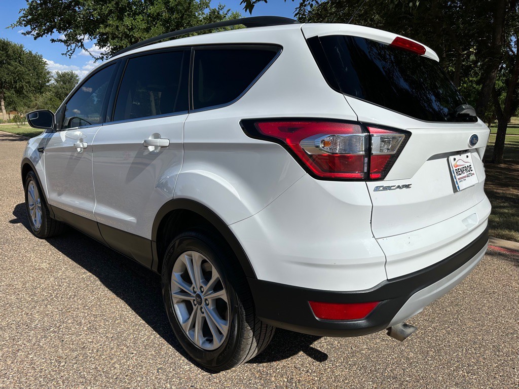 2018 Ford Escape Image 3