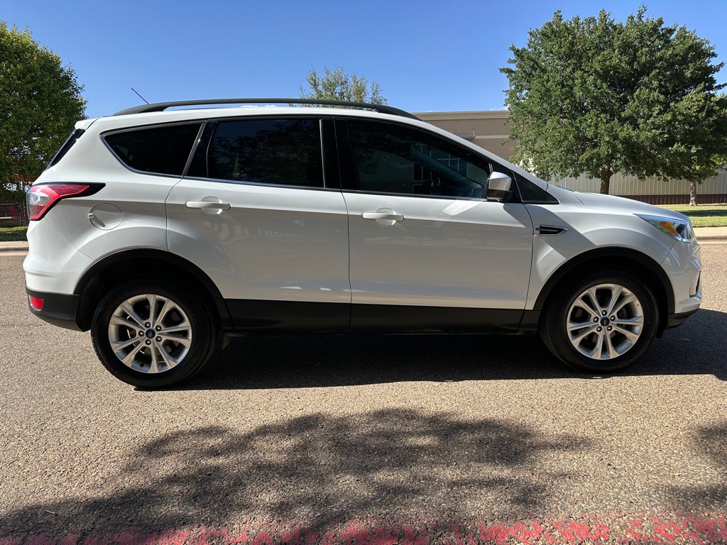 2018 Ford Escape Image 10