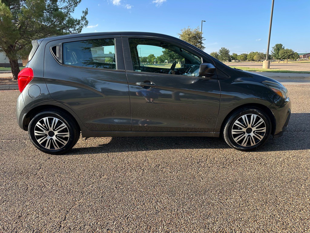 2017 Chevrolet Spark Image 3