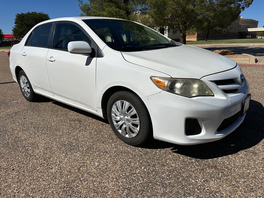 2011 Toyota Corolla Image 3