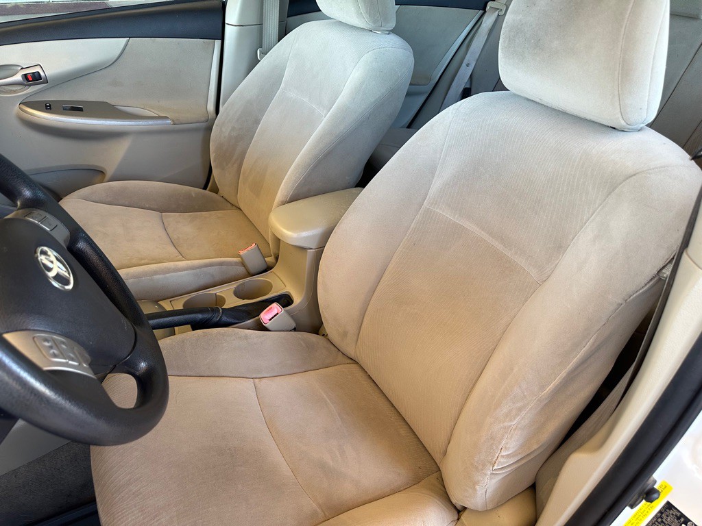 2011 Toyota Corolla Image 15