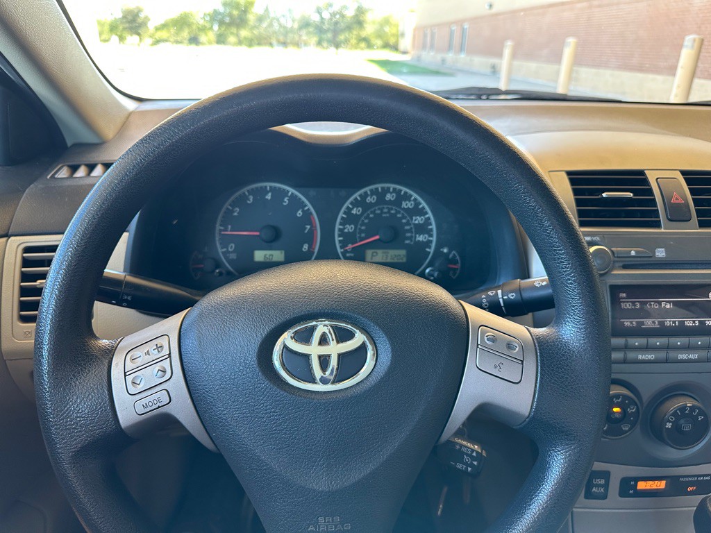 2011 Toyota Corolla Image 21