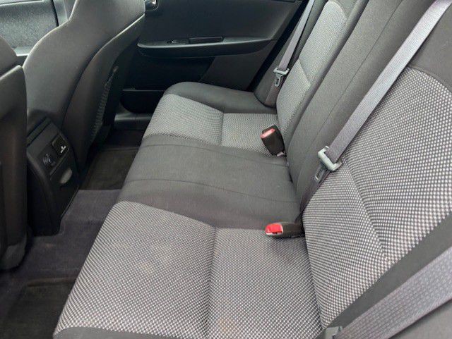 2012 Chevrolet Malibu Image 5