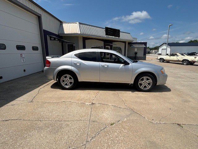 2008 Dodge Avenger Image 8