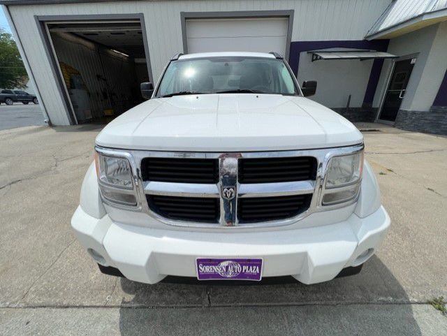 2010 Dodge Nitro Image 8