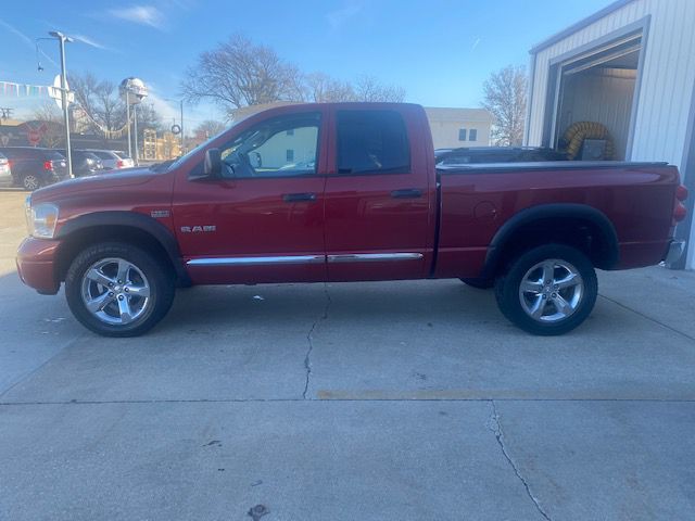 2008 Dodge Ram 1500 Image 2
