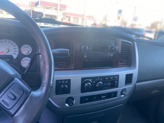 2008 Dodge Ram 1500 Image 7