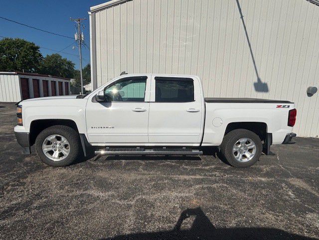 2015 Chevrolet Silverado 1500 Image 2