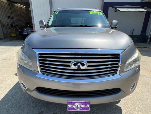 2011 INFINITI QX56 Image 19