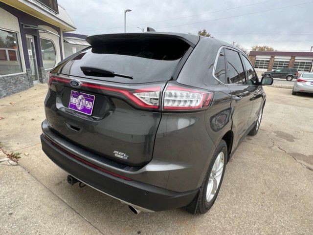 2017 Ford Edge Image 2