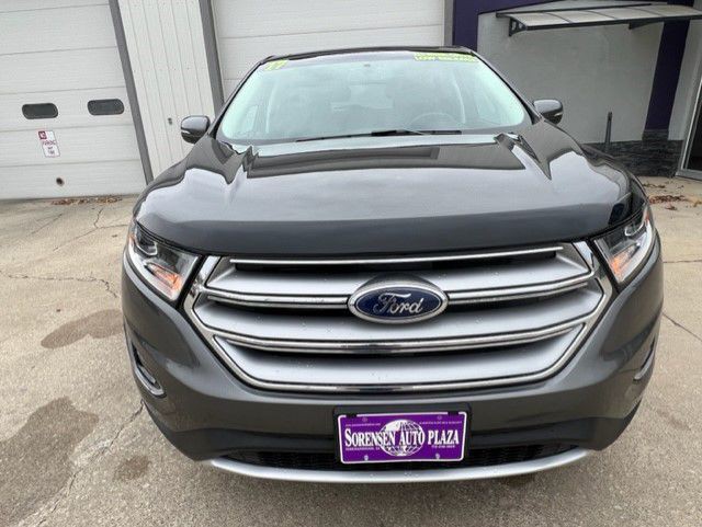 2017 Ford Edge Image 8