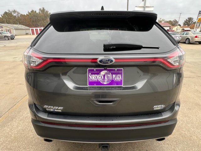 2017 Ford Edge Image 9