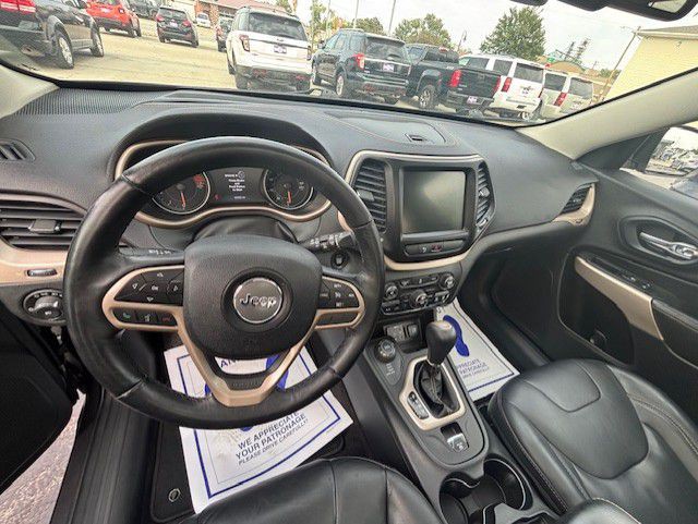 2017 Jeep Cherokee Image 3