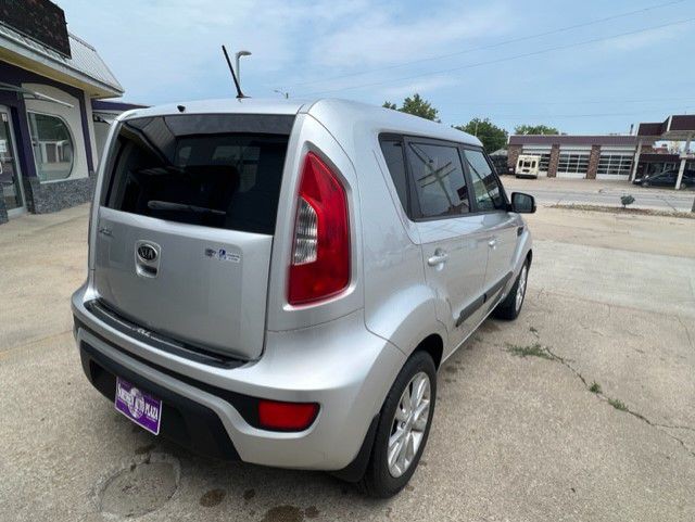 2012 Kia Soul Image 2