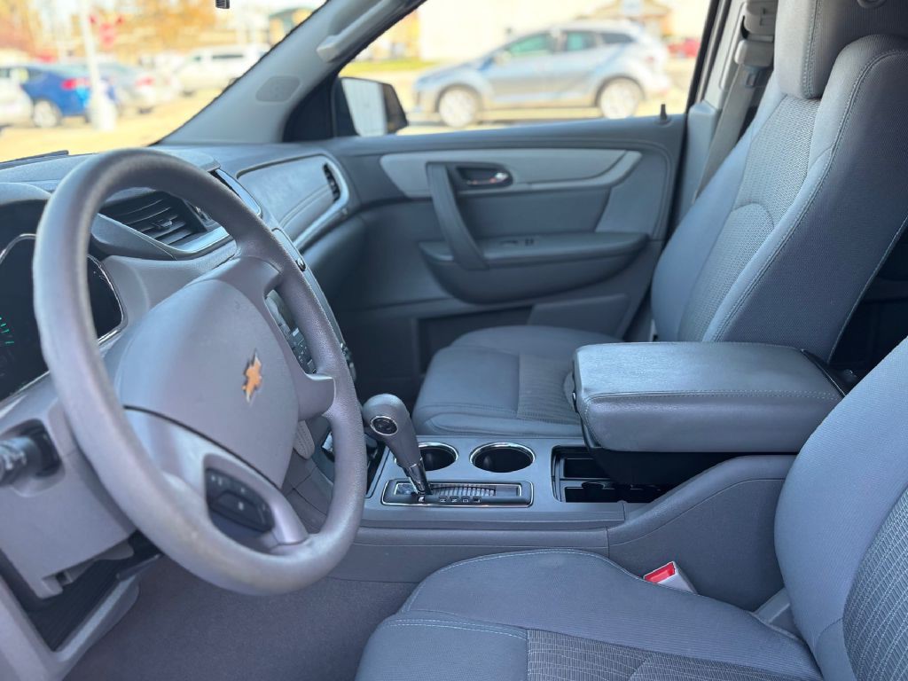 2016 Chevrolet Traverse Image 3
