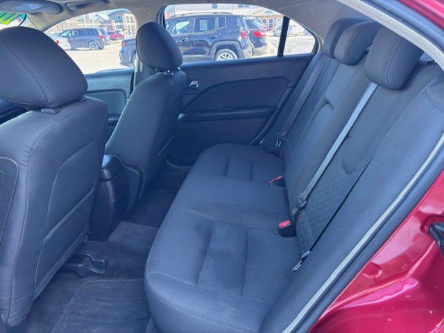 2010 Ford Fusion Image 5