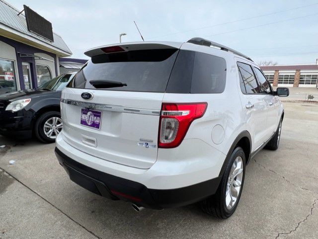 2013 Ford Explorer Image 2