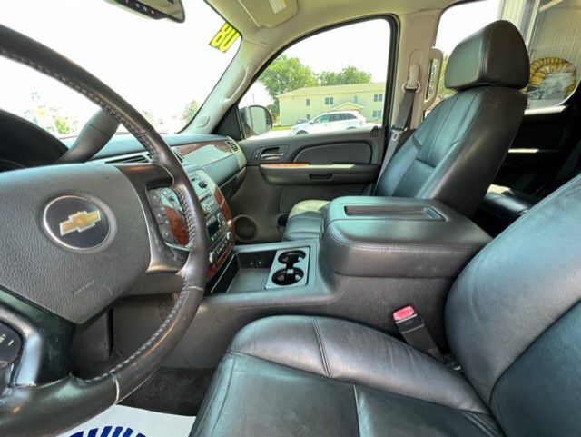 2008 Chevrolet Tahoe Image 4