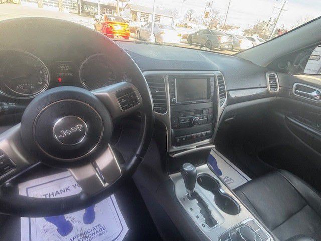 2012 Jeep Grand Cherokee Image 4