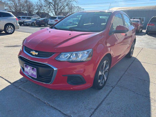 2017 Chevrolet Sonic Image 1