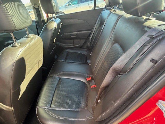 2017 Chevrolet Sonic Image 5