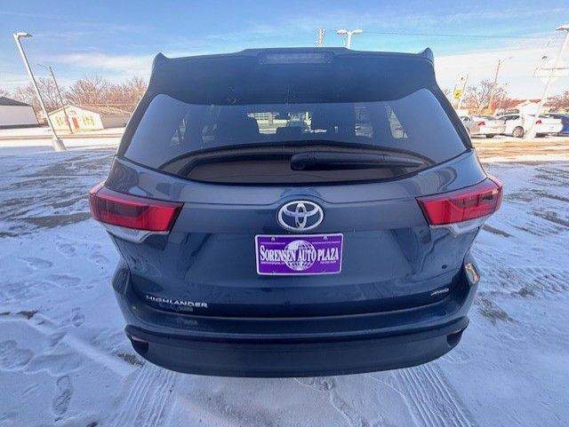 2018 Toyota Highlander Image 5