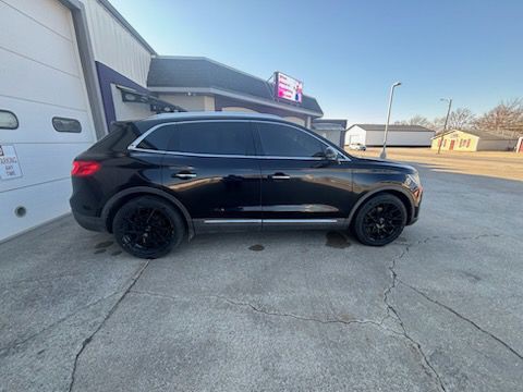 2016 Lincoln MKX Image 2