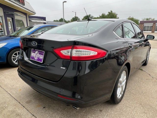 2015 Ford Fusion Image 2