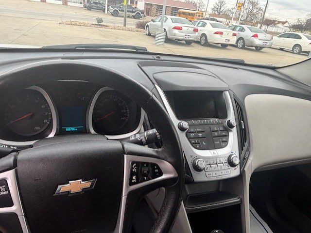 2017 Chevrolet Equinox Image 4