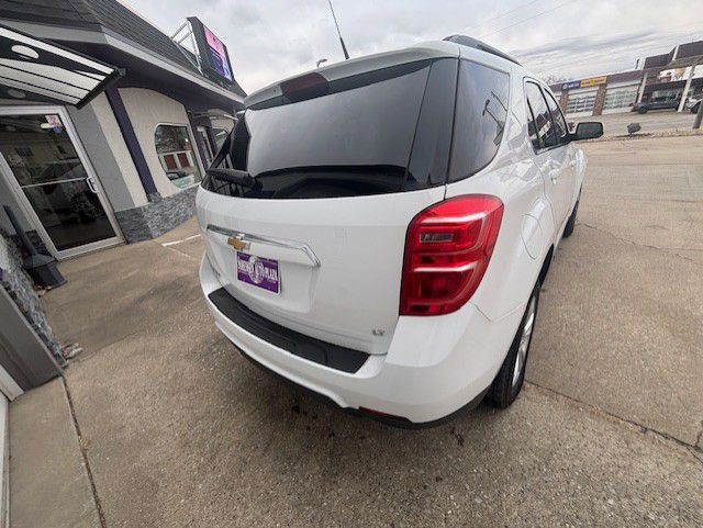 2017 Chevrolet Equinox Image 8