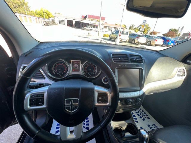 2012 Dodge Journey Image 4