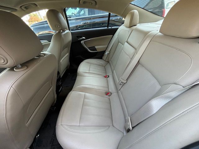 2012 Buick Regal Image 5