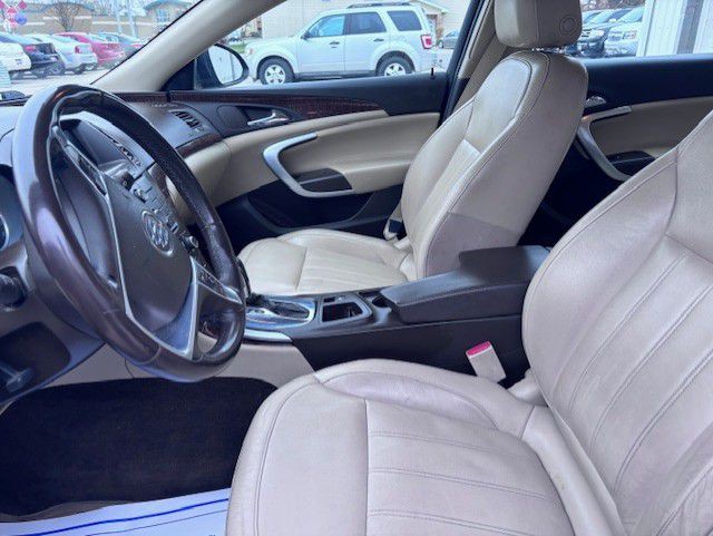 2012 Buick Regal Image 3