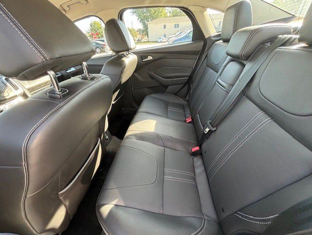 2013 Ford Focus Image 9